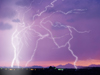 Lightning Strikes -- Free Nature screensavers -- Yahoo! Greetings screensavers